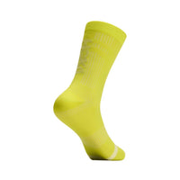 HOKA TRAIL RUN CREW SOCK Unisex ถุงเท้าวิ่งสำหรับผู้ชายและผู้หญิง