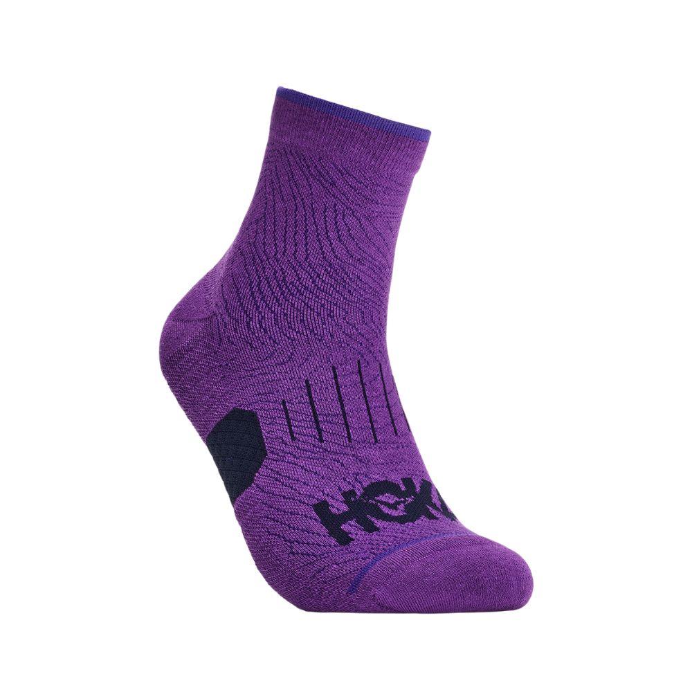HOKA QUARTER RUN SOCK 3-PACK Unisex ถุงเท้าวิ่งสำหรับผู้ชายและผู้หญิง