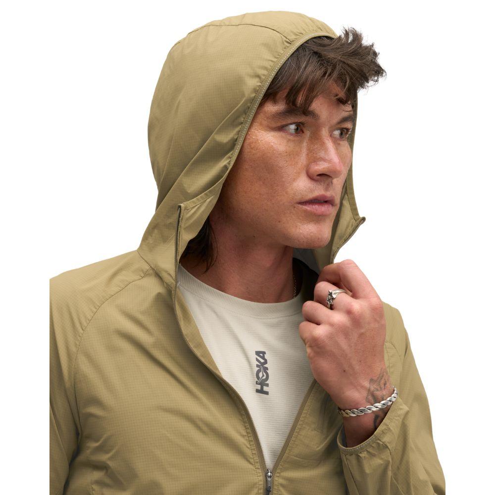 HOKA SKYFLOW WIND JACKET Men เสื้อแจ็กเก็ตผู้ชาย
