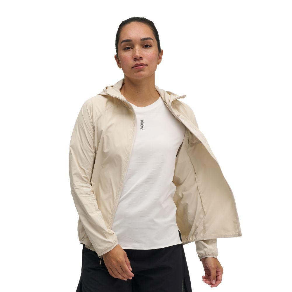 HOKA SKYFLOW WIND JACKET Women เสื้อแจ็กเก็ตผู้หญิง