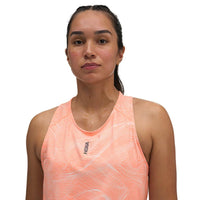 EVERYRUN TANK CLF PRT เสื้อวิ่งกล้ามผู้หญิง