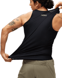 HOKA - AIROLITE RUN TANK Men - Rev Online